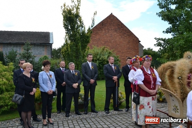 Zdjęcie w galerii na portalu naszraciborz.pl: Dożynki 2015 - W Tworkowie tym razem z ul. św. Jana wiadomości z regionu