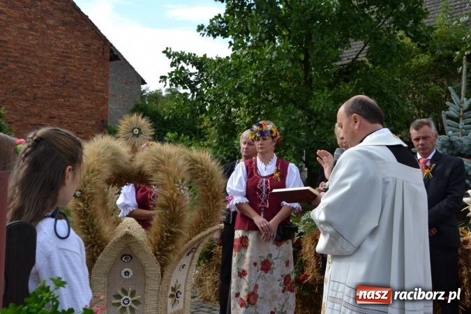 Zdjęcie w galerii na portalu naszraciborz.pl: Dożynki 2015 - W Tworkowie tym razem z ul. św. Jana wiadomości z regionu
