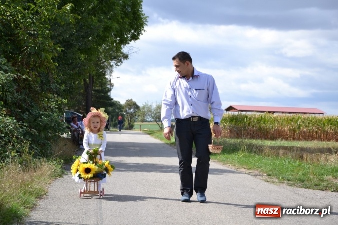Zdjęcie w galerii na portalu naszraciborz.pl: Dożynki 2015 - Żony najlepiej szukać w Rudyszwałdzie wiadomości z regionu