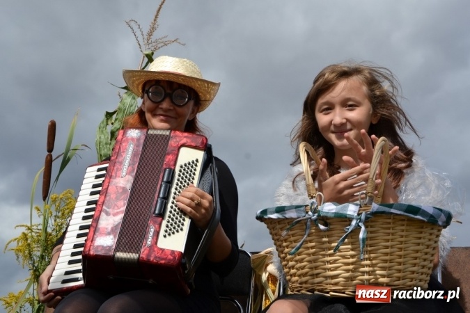 Zdjęcie w galerii na portalu naszraciborz.pl: Dożynki 2015 - Żony najlepiej szukać w Rudyszwałdzie wiadomości z regionu
