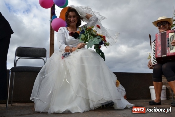 Zdjęcie w galerii na portalu naszraciborz.pl: Dożynki 2015 - Żony najlepiej szukać w Rudyszwałdzie wiadomości z regionu