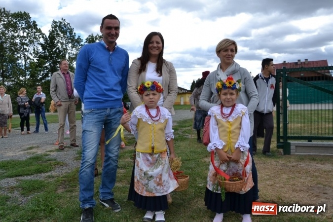 Zdjęcie w galerii na portalu naszraciborz.pl: Dożynki 2015 - Żony najlepiej szukać w Rudyszwałdzie wiadomości z regionu