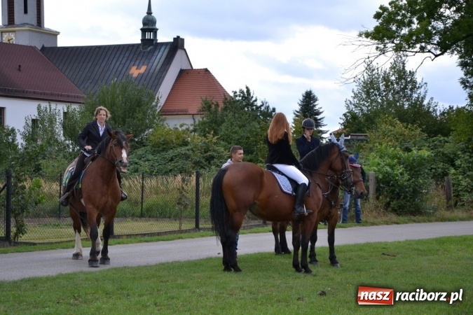 Zdjęcie w galerii na portalu naszraciborz.pl: Dożynki 2015 - Żony najlepiej szukać w Rudyszwałdzie wiadomości z regionu