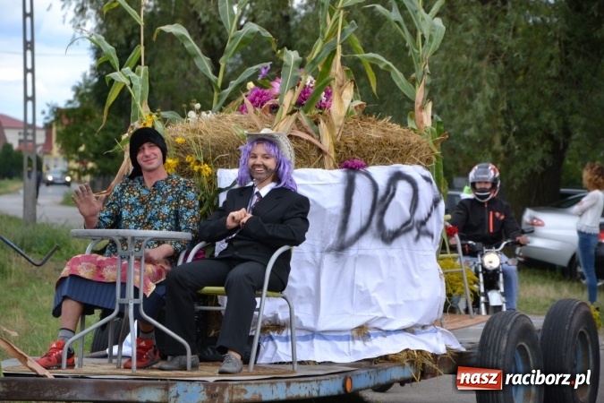 Zdjęcie w galerii na portalu naszraciborz.pl: Dożynki 2015 - Żony najlepiej szukać w Rudyszwałdzie wiadomości z regionu
