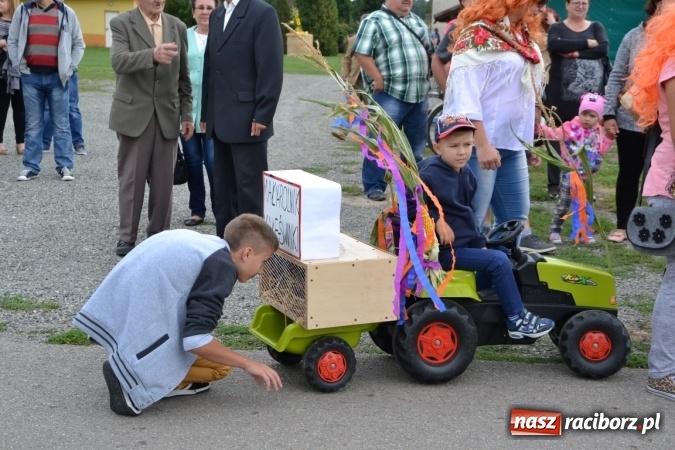 Zdjęcie w galerii na portalu naszraciborz.pl: Dożynki 2015 - Żony najlepiej szukać w Rudyszwałdzie wiadomości z regionu