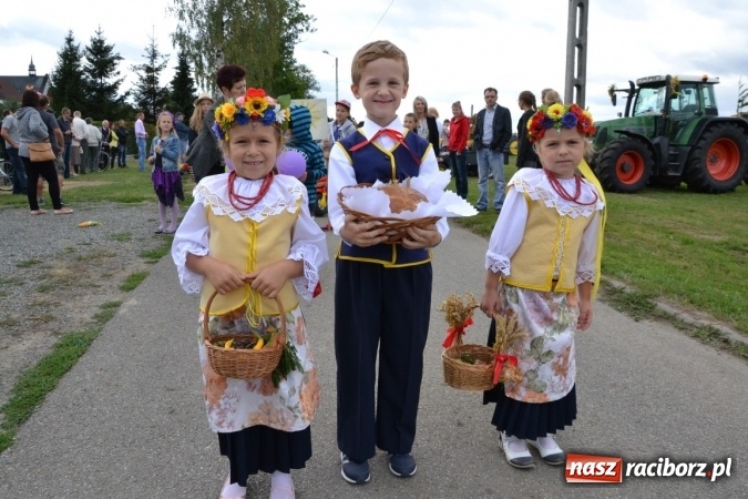 Zdjęcie w galerii na portalu naszraciborz.pl: Dożynki 2015 - Żony najlepiej szukać w Rudyszwałdzie wiadomości z regionu
