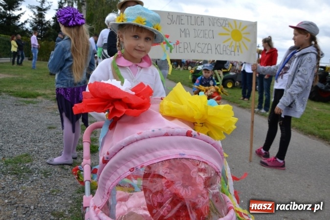 Zdjęcie w galerii na portalu naszraciborz.pl: Dożynki 2015 - Żony najlepiej szukać w Rudyszwałdzie wiadomości z regionu