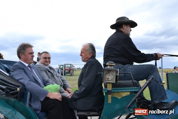 Zdjęcie w galerii na portalu naszraciborz.pl: Dożynki 2015 - Żony najlepiej szukać w Rudyszwałdzie wiadomości z regionu