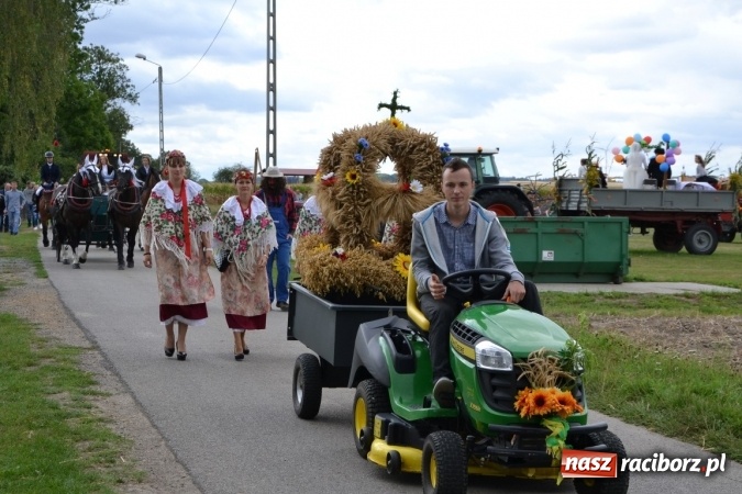 Zdjęcie w galerii na portalu naszraciborz.pl: Dożynki 2015 - Żony najlepiej szukać w Rudyszwałdzie wiadomości z regionu