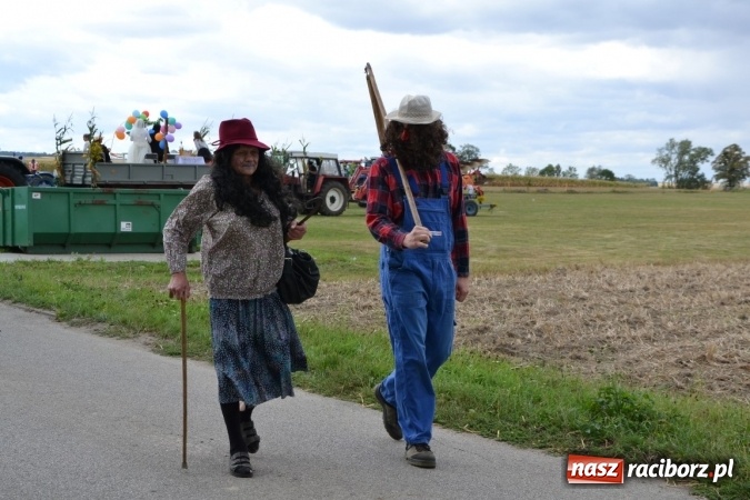 Zdjęcie w galerii na portalu naszraciborz.pl: Dożynki 2015 - Żony najlepiej szukać w Rudyszwałdzie wiadomości z regionu