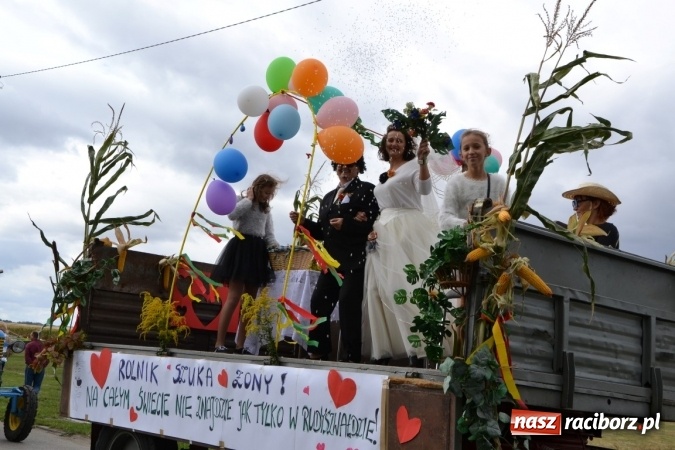 Zdjęcie w galerii na portalu naszraciborz.pl: Dożynki 2015 - Żony najlepiej szukać w Rudyszwałdzie wiadomości z regionu