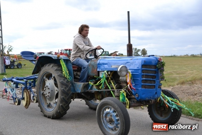 Zdjęcie w galerii na portalu naszraciborz.pl: Dożynki 2015 - Żony najlepiej szukać w Rudyszwałdzie wiadomości z regionu