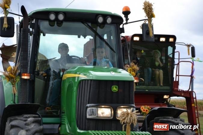 Zdjęcie w galerii na portalu naszraciborz.pl: Dożynki 2015 - Żony najlepiej szukać w Rudyszwałdzie wiadomości z regionu