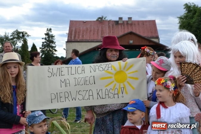 Zdjęcie w galerii na portalu naszraciborz.pl: Dożynki 2015 - Żony najlepiej szukać w Rudyszwałdzie wiadomości z regionu