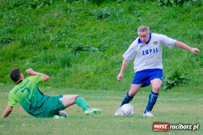 Zdjęcie w galerii na portalu naszraciborz.pl: Totalny antyfutbol w Gamowie. Koziołki zgarnęły komplet punktów wiadomości z regionu