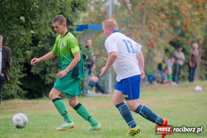 Zdjęcie w galerii na portalu naszraciborz.pl: Totalny antyfutbol w Gamowie. Koziołki zgarnęły komplet punktów wiadomości z regionu