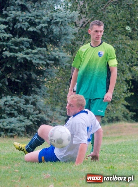 Zdjęcie w galerii na portalu naszraciborz.pl: Totalny antyfutbol w Gamowie. Koziołki zgarnęły komplet punktów wiadomości z regionu