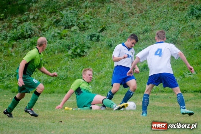 Zdjęcie w galerii na portalu naszraciborz.pl: Totalny antyfutbol w Gamowie. Koziołki zgarnęły komplet punktów wiadomości z regionu