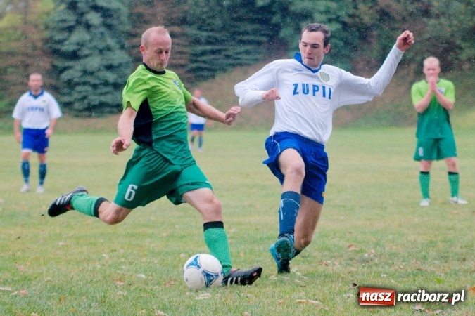 Zdjęcie w galerii na portalu naszraciborz.pl: Totalny antyfutbol w Gamowie. Koziołki zgarnęły komplet punktów wiadomości z regionu