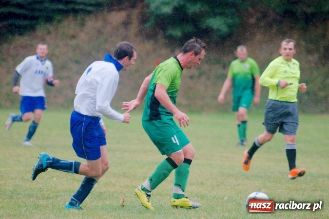 Zdjęcie w galerii na portalu naszraciborz.pl: Totalny antyfutbol w Gamowie. Koziołki zgarnęły komplet punktów wiadomości z regionu