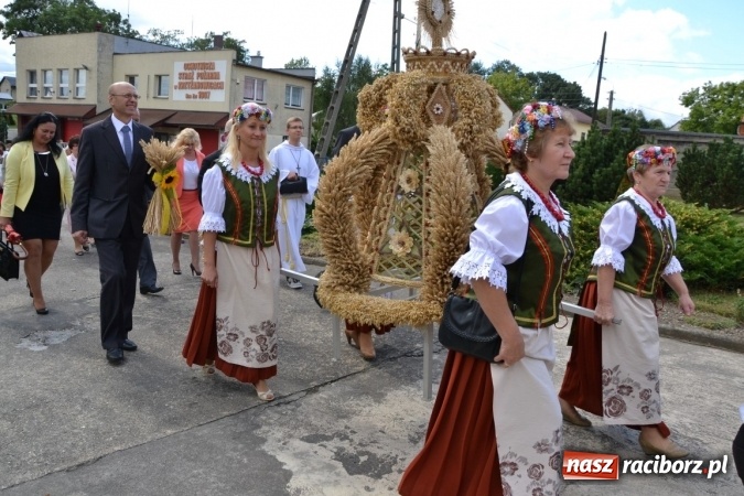 Zdjęcie w galerii na portalu naszraciborz.pl: Dożynki 2015 - w Krzyżanowicach najpierw tradycja, potem dobra zabawa wiadomości z regionu
