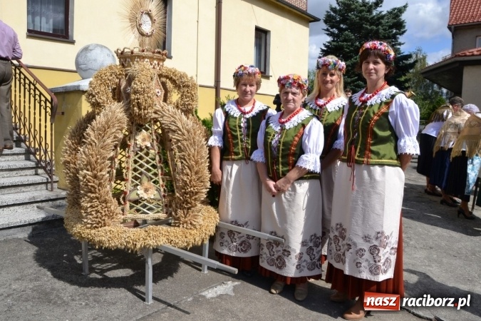 Zdjęcie w galerii na portalu naszraciborz.pl: Dożynki 2015 - w Krzyżanowicach najpierw tradycja, potem dobra zabawa wiadomości z regionu