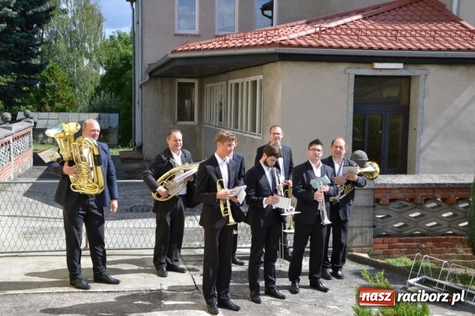 Zdjęcie w galerii na portalu naszraciborz.pl: Dożynki 2015 - w Krzyżanowicach najpierw tradycja, potem dobra zabawa wiadomości z regionu