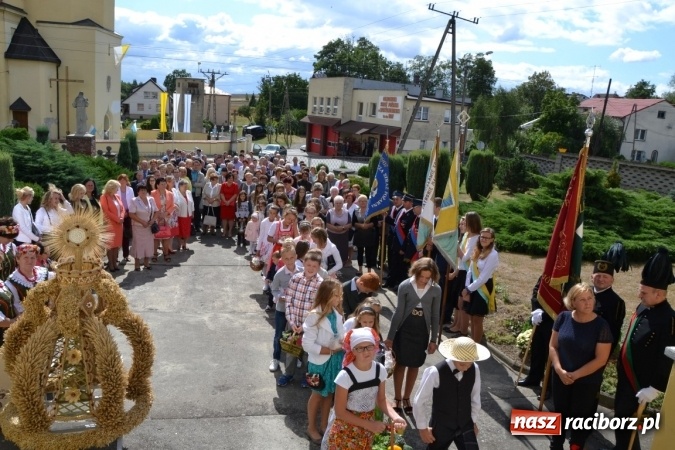 Zdjęcie w galerii na portalu naszraciborz.pl: Dożynki 2015 - w Krzyżanowicach najpierw tradycja, potem dobra zabawa wiadomości z regionu