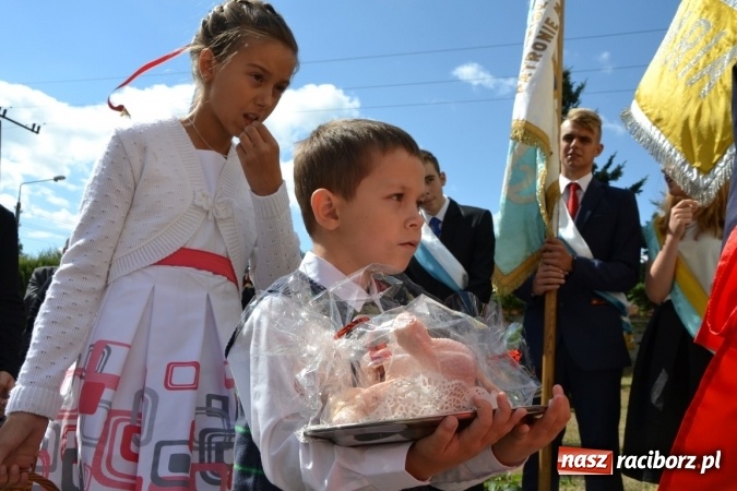 Zdjęcie w galerii na portalu naszraciborz.pl: Dożynki 2015 - w Krzyżanowicach najpierw tradycja, potem dobra zabawa wiadomości z regionu