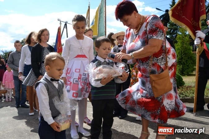 Zdjęcie w galerii na portalu naszraciborz.pl: Dożynki 2015 - w Krzyżanowicach najpierw tradycja, potem dobra zabawa wiadomości z regionu