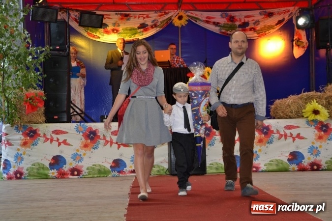 Zdjęcie w galerii na portalu naszraciborz.pl: Dożynki 2015 - w Krzyżanowicach najpierw tradycja, potem dobra zabawa wiadomości z regionu