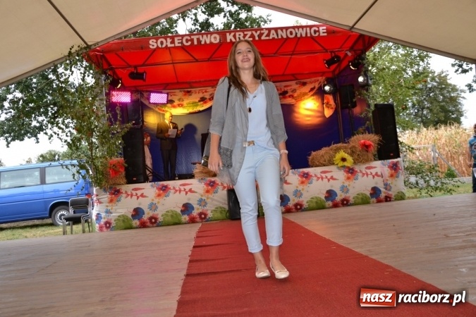 Zdjęcie w galerii na portalu naszraciborz.pl: Dożynki 2015 - w Krzyżanowicach najpierw tradycja, potem dobra zabawa wiadomości z regionu