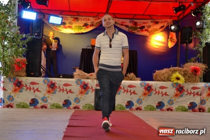 Zdjęcie w galerii na portalu naszraciborz.pl: Dożynki 2015 - w Krzyżanowicach najpierw tradycja, potem dobra zabawa wiadomości z regionu