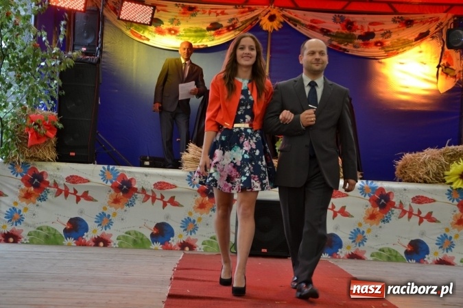 Zdjęcie w galerii na portalu naszraciborz.pl: Dożynki 2015 - w Krzyżanowicach najpierw tradycja, potem dobra zabawa wiadomości z regionu