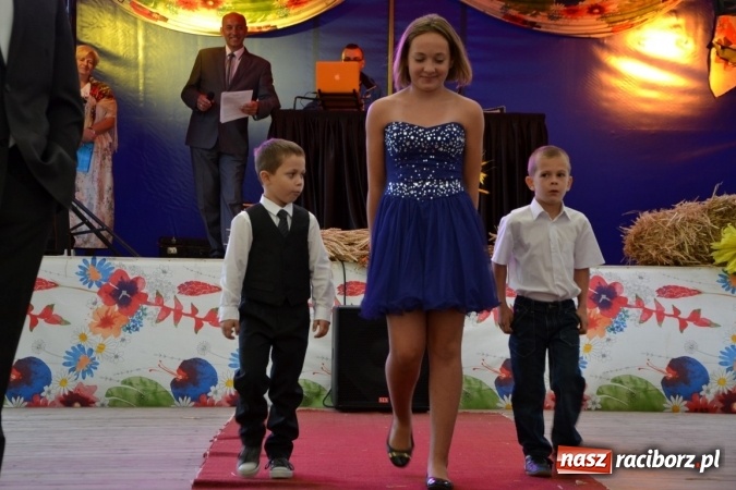 Zdjęcie w galerii na portalu naszraciborz.pl: Dożynki 2015 - w Krzyżanowicach najpierw tradycja, potem dobra zabawa wiadomości z regionu