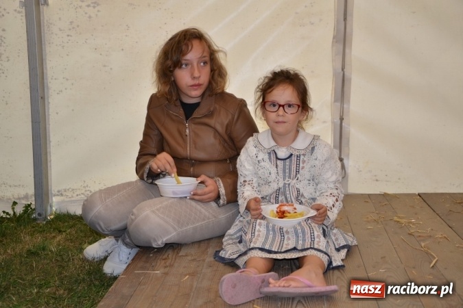 Zdjęcie w galerii na portalu naszraciborz.pl: Dożynki 2015 - w Krzyżanowicach najpierw tradycja, potem dobra zabawa wiadomości z regionu