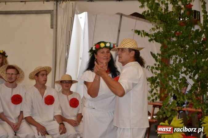 Zdjęcie w galerii na portalu naszraciborz.pl: Dożynki 2015 - w Krzyżanowicach najpierw tradycja, potem dobra zabawa wiadomości z regionu