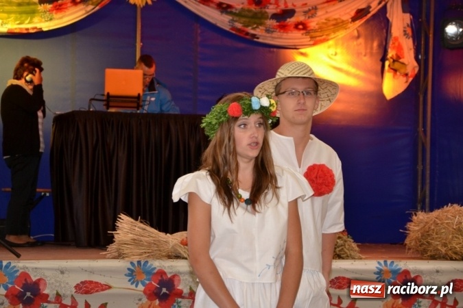 Zdjęcie w galerii na portalu naszraciborz.pl: Dożynki 2015 - w Krzyżanowicach najpierw tradycja, potem dobra zabawa wiadomości z regionu