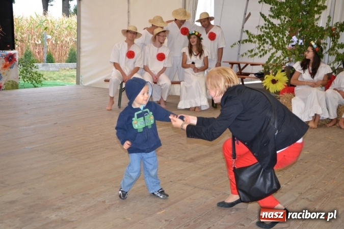Zdjęcie w galerii na portalu naszraciborz.pl: Dożynki 2015 - w Krzyżanowicach najpierw tradycja, potem dobra zabawa wiadomości z regionu