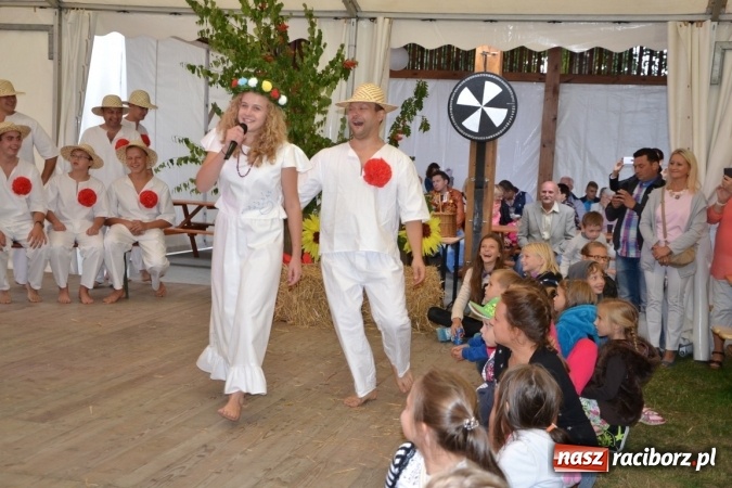 Zdjęcie w galerii na portalu naszraciborz.pl: Dożynki 2015 - w Krzyżanowicach najpierw tradycja, potem dobra zabawa wiadomości z regionu