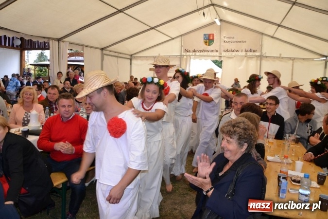 Zdjęcie w galerii na portalu naszraciborz.pl: Dożynki 2015 - w Krzyżanowicach najpierw tradycja, potem dobra zabawa wiadomości z regionu