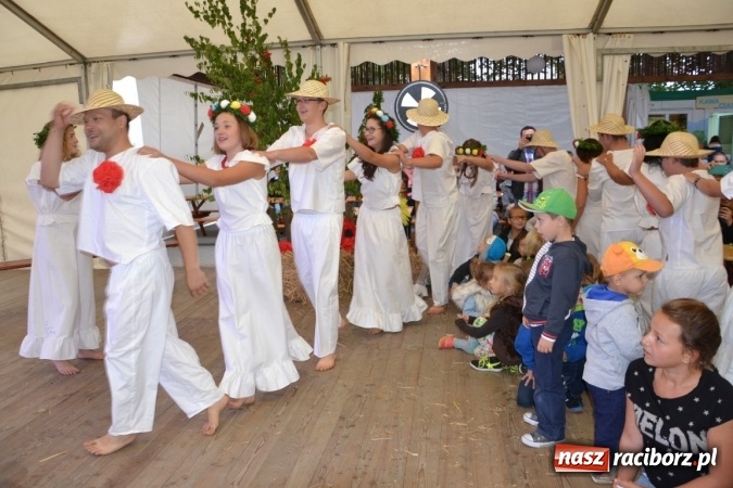 Zdjęcie w galerii na portalu naszraciborz.pl: Dożynki 2015 - w Krzyżanowicach najpierw tradycja, potem dobra zabawa wiadomości z regionu