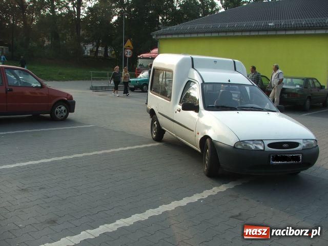 Zdjęcie w galerii na portalu naszraciborz.pl: Mistrz parkowania – kolejna odsłona wiadomości z regionu