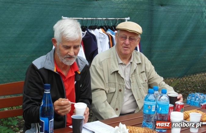 Zdjęcie w galerii na portalu naszraciborz.pl: Walczyli o Puchar Szarego Włosa wiadomości z regionu