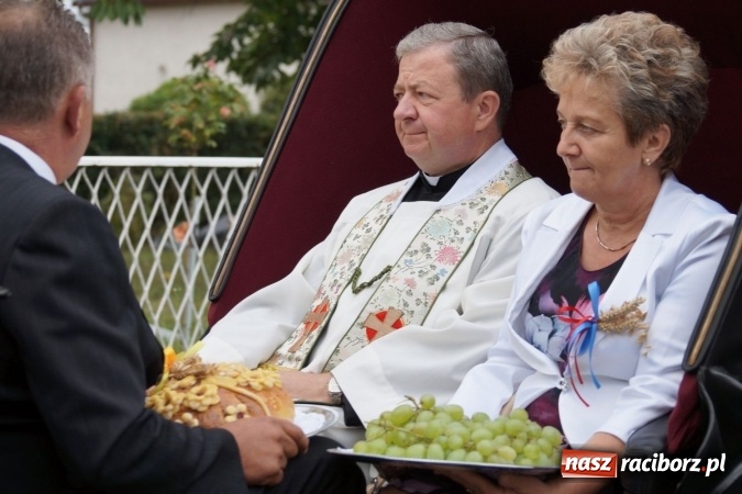Zdjęcie w galerii na portalu naszraciborz.pl: Dożynki 2015 - w Łęgu z pomocą minionków wiadomości z regionu