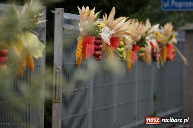 Zdjęcie w galerii na portalu naszraciborz.pl: Dożynki 2015 - w Łęgu z pomocą minionków wiadomości z regionu
