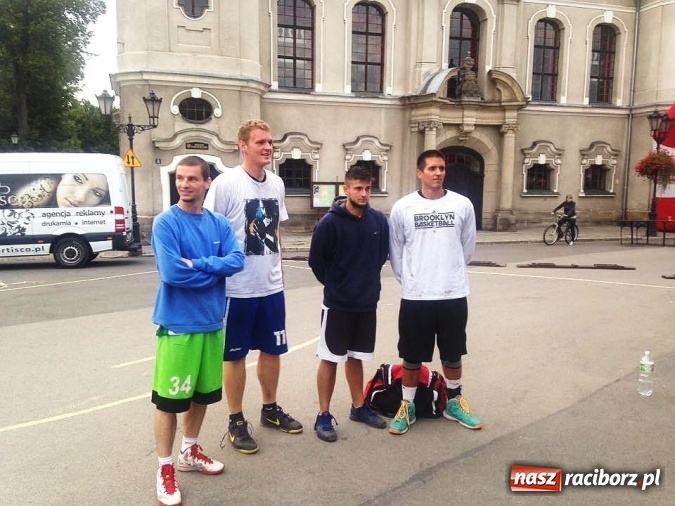 Zdjęcie w galerii na portalu naszraciborz.pl: Streetball. Zwycięstwo w Pszczynie   wiadomości z regionu