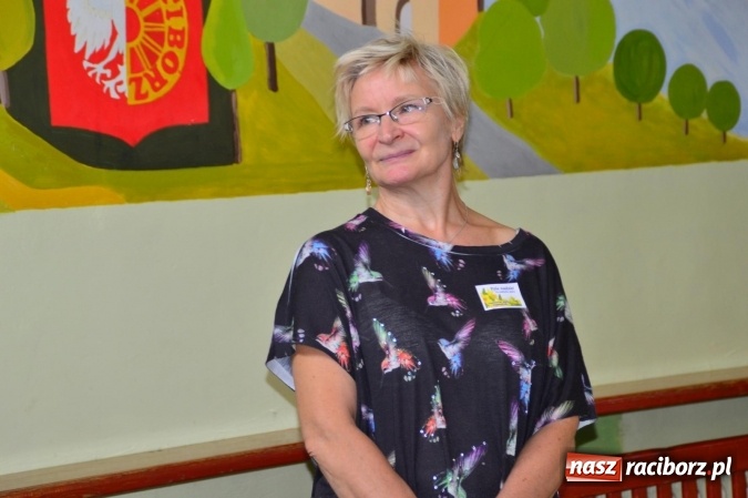 Zdjęcie w galerii na portalu naszraciborz.pl: Dzieci z Zespołu Szk&oacute;ł Specjalnych tworzą pola nadziei wraz z Hospicjum im. św. J&oacute;zefa wiadomości z regionu