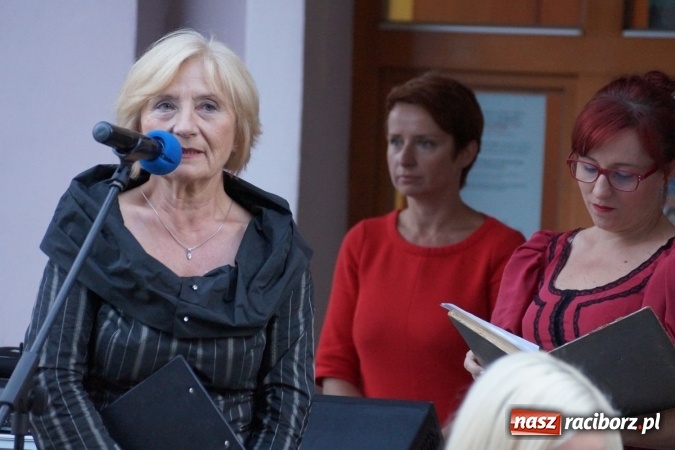 Zdjęcie w galerii na portalu naszraciborz.pl: Dzieje Wokulskiego z Martą Bizoń przy RCI  wiadomości z regionu