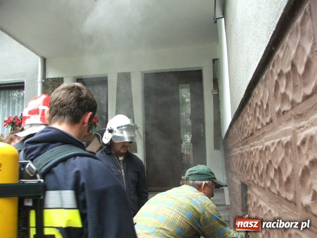 Zdjęcie w galerii na portalu naszraciborz.pl: Piwnica pełna dymu wiadomości z regionu